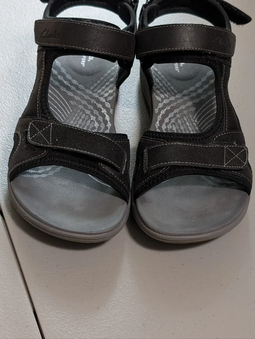 Clarks Cloudsteppers Mira Bay Women’s Black Strappy Sport Sandal Comfort Size 8